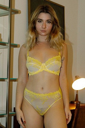 Olivia Yukon In Trunk Stuff