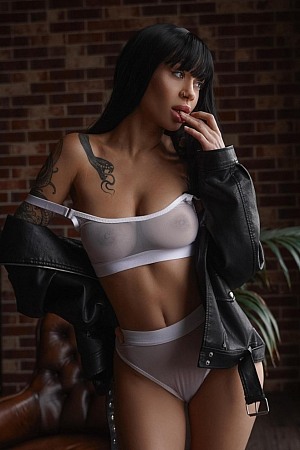 Alisha Q Alone At Home