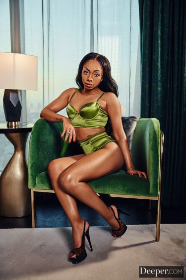 Cali Caliente In Green Lingerie 5