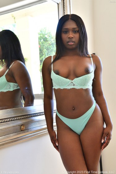 Tessa At The Mirror 7