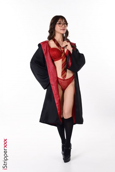 Reina Ohara In Erecto Maxima 1