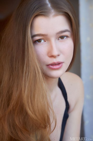 Olivia Sparkle In Tease 2