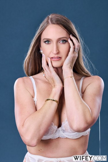 Brandi Johnson In Lingerie 6