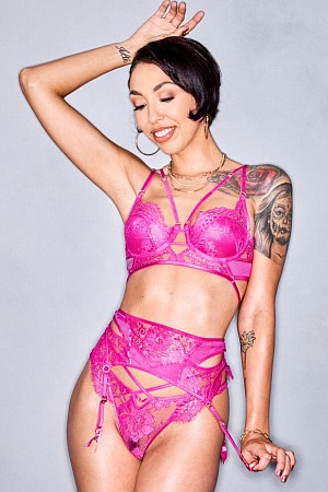 Sexy Lingerie Babe Xochi Moon